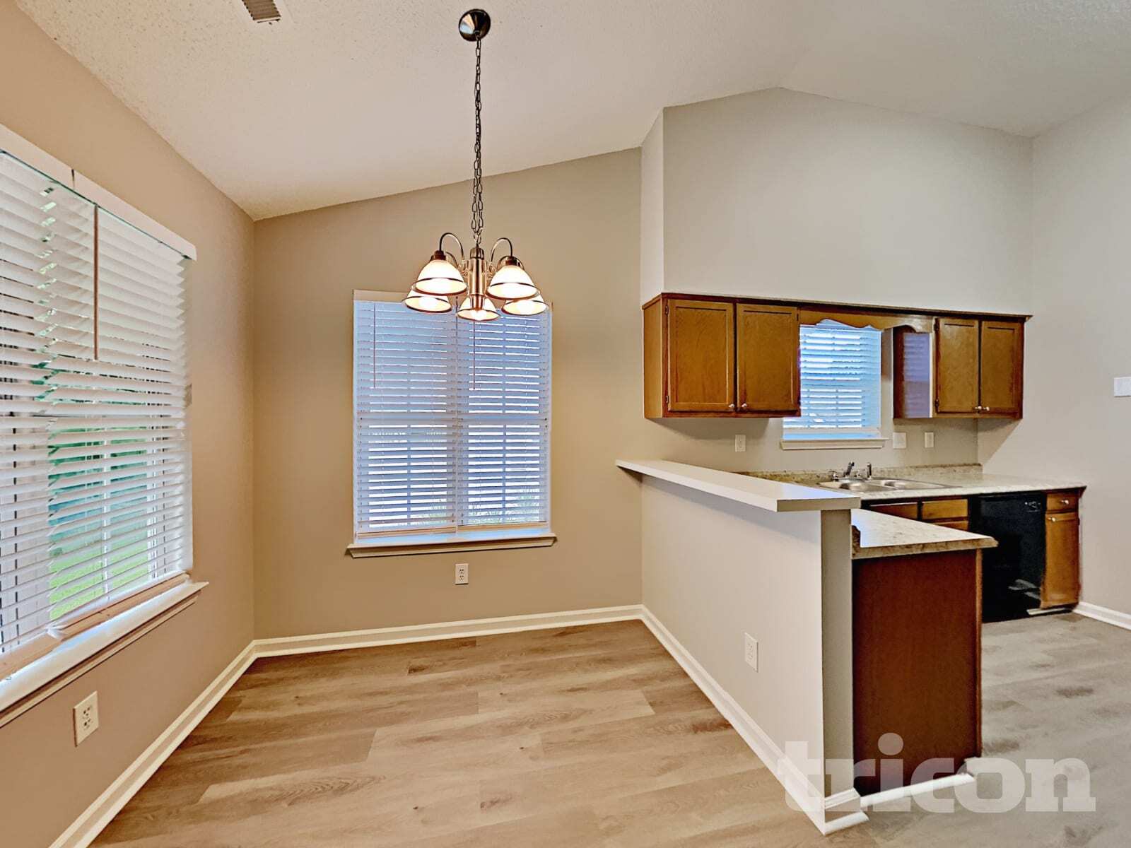 Building Photo - 7819 Bar Harbor Dr