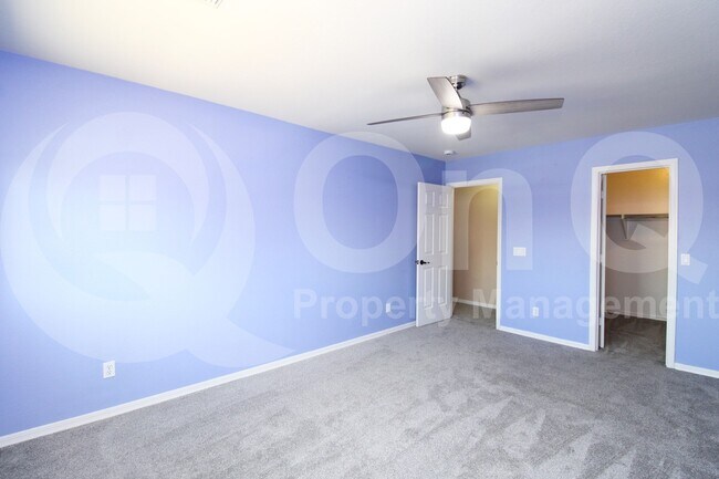 Building Photo - 2977 E Teakwood Pl