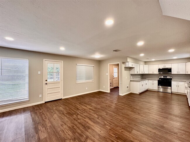Building Photo - 3439 Aspen Bend Dr