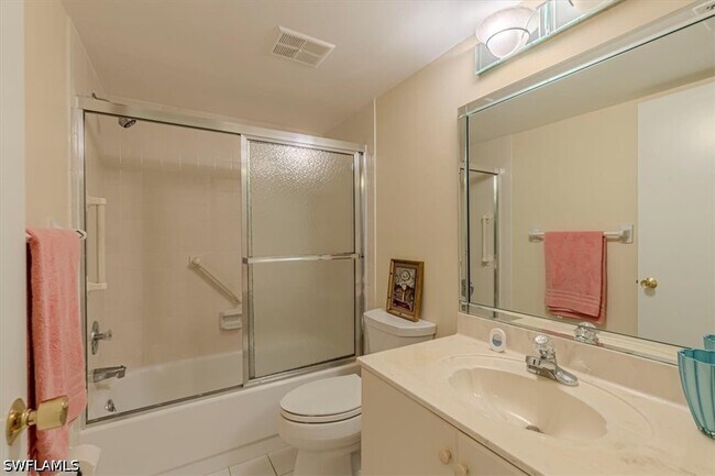 Building Photo - 4912 Tamiami Trl E