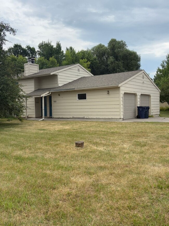 Primary Photo - 2 Bed 2 bath off Durston Rd