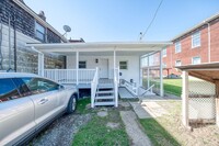 Building Photo - Grand Ave Duplex