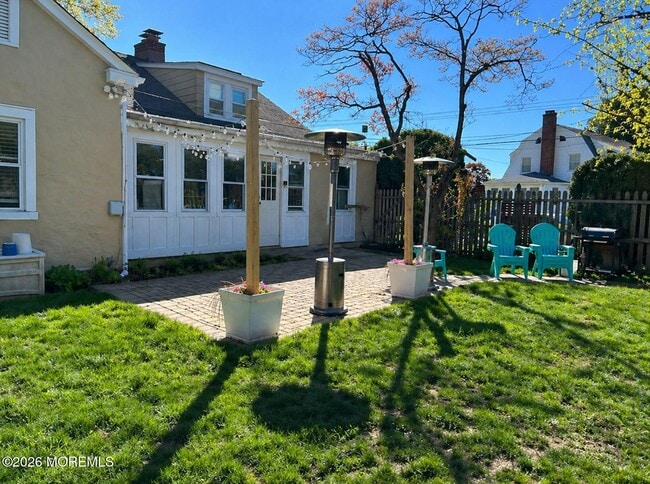 Building Photo - 17 Walnut Pl