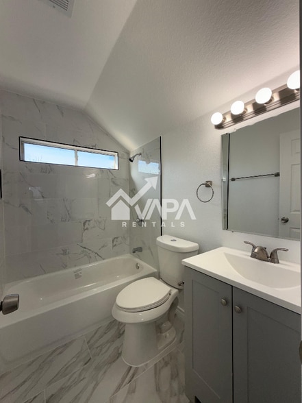 Building Photo - 9846 Alisa Brooke