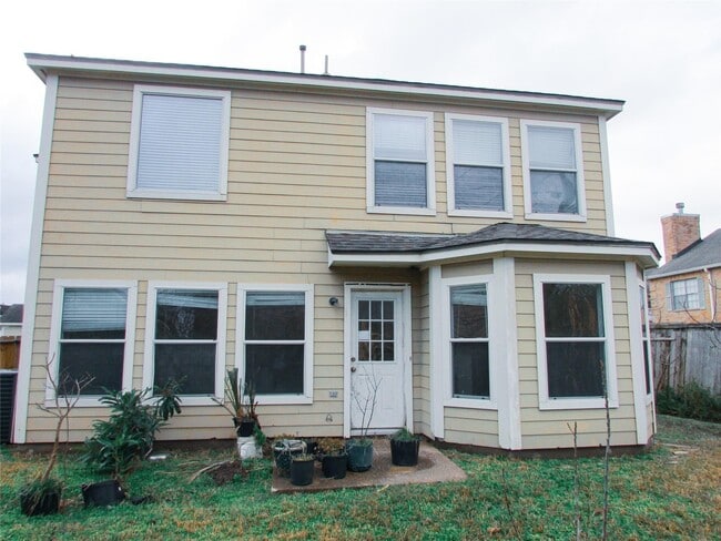 Building Photo - 11737 Logan Ridge Dr