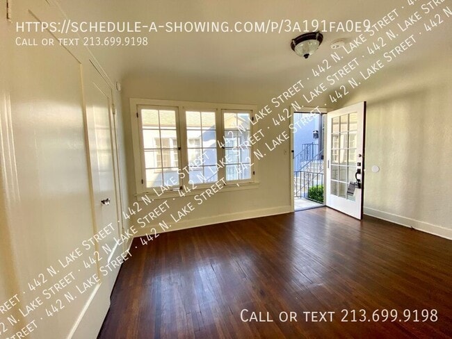 Building Photo - 442 N Lake St