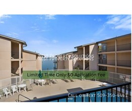 Building Photo - 2900 W Marina Dr