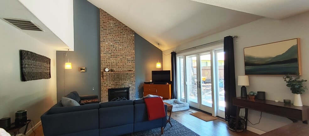 Building Photo - 16505 NW Joscelyn St