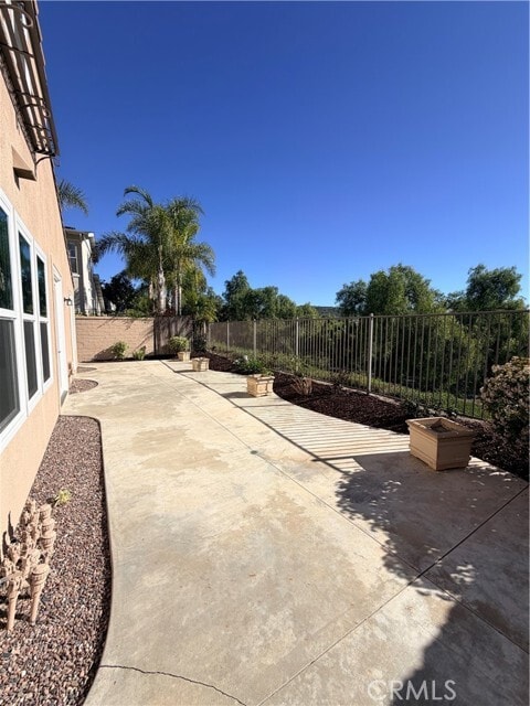 Building Photo - 15 Via Abajar