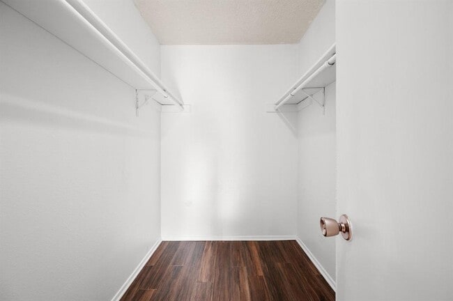 Building Photo - 12329 Limerick Ave