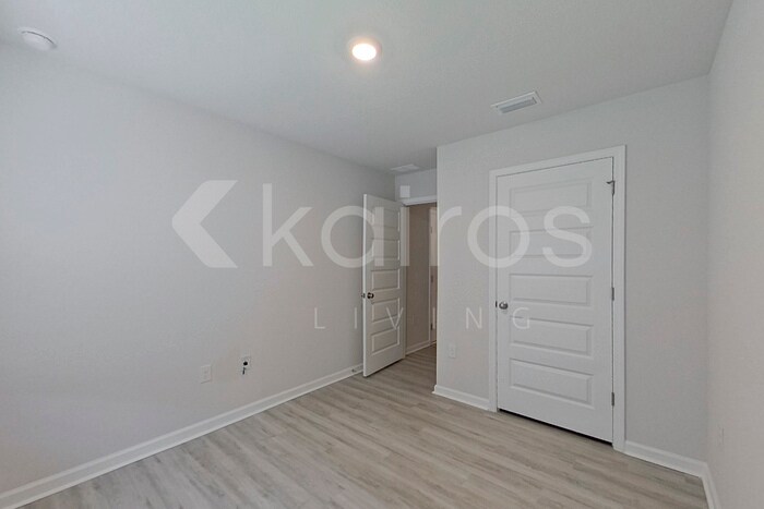 Building Photo - 4789 Malay Cir