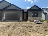 Building Photo - 1701 Blenheim Dr