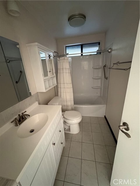 Building Photo - 531 W Clark St