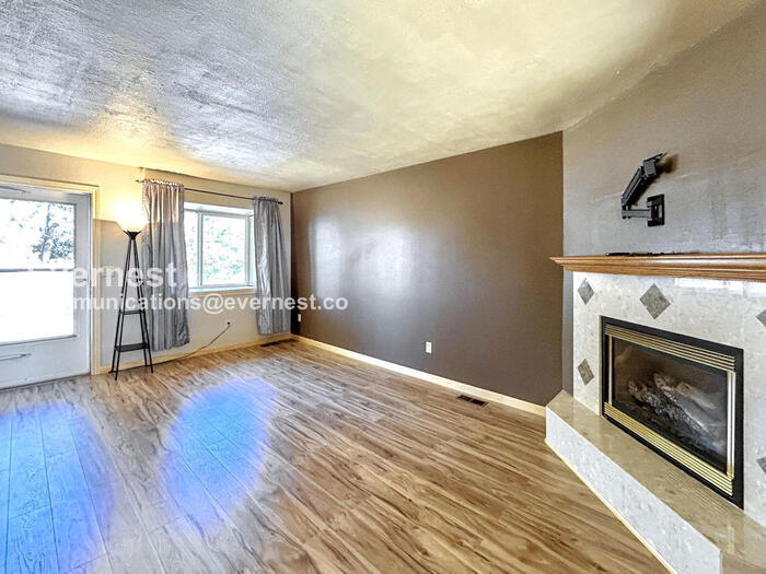 Building Photo - 3216 Vail Pass Dr