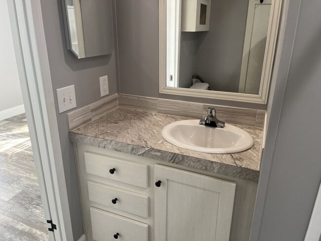 Building Photo - 3119 Wiley Ave