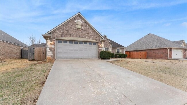 Building Photo - 3443 W Earnhardt Dr