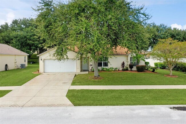 Building Photo - 886 Scenic View Cir