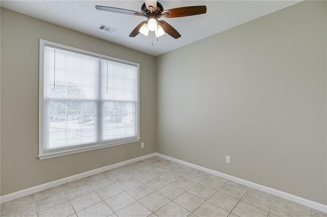 Building Photo - 305 Leatherman Ct