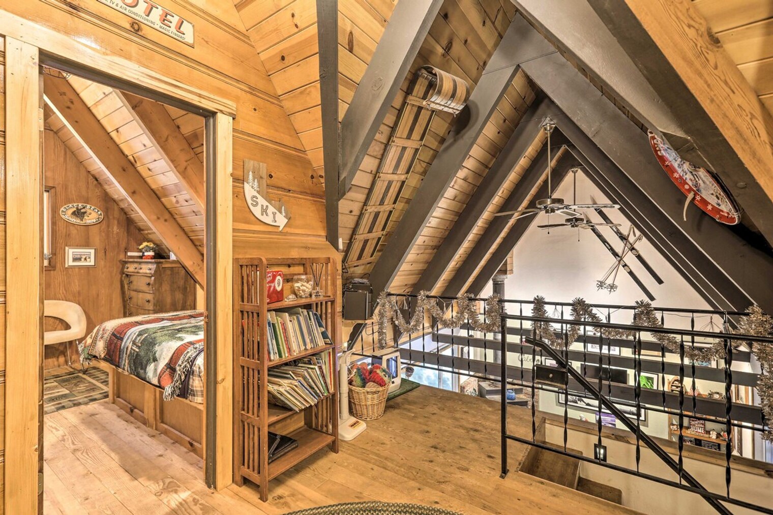 Building Photo - 1763 Narragansett Cir