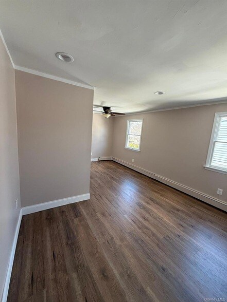 Building Photo - 23 Magro Dr