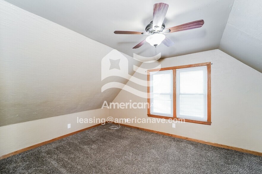 Building Photo - 3421 N 87th St