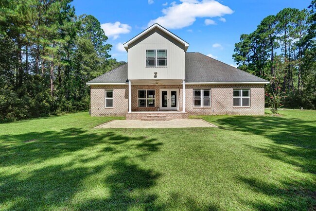 Building Photo - 829 Nease Rd