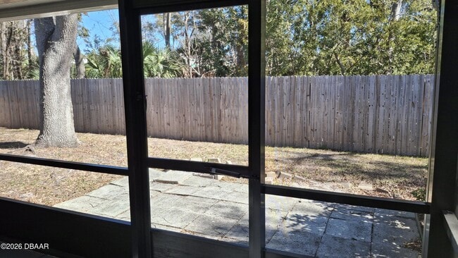 Building Photo - 1302 Deer Springs Rd