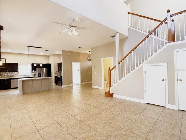 Building Photo - 104 Vista Loop