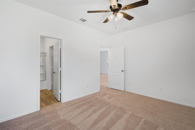 Building Photo - 416 Bullhead Rd