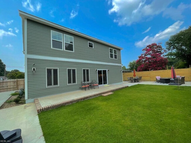 Building Photo - 1849 Steve Ln