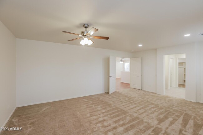 Building Photo - 16016 N 168th Ln
