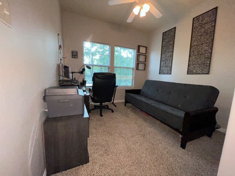 Building Photo - 1544 Aldra Dr