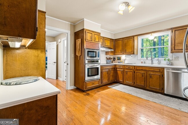 Building Photo - 5601 Trion Cove