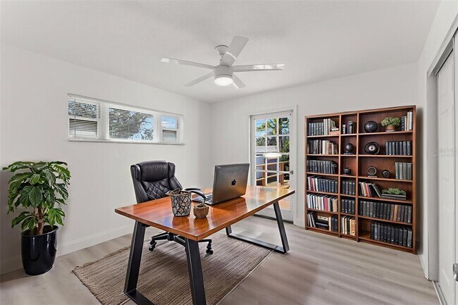 Building Photo - 4426 Helena St NE