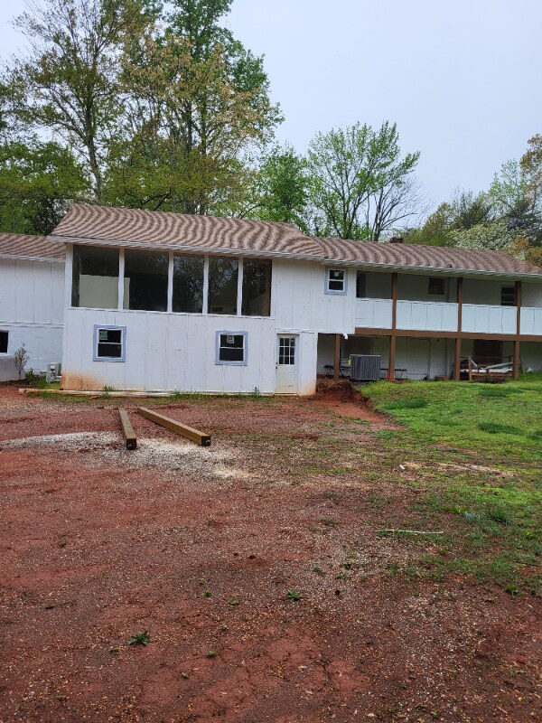 Building Photo - 881 Peniel Rd