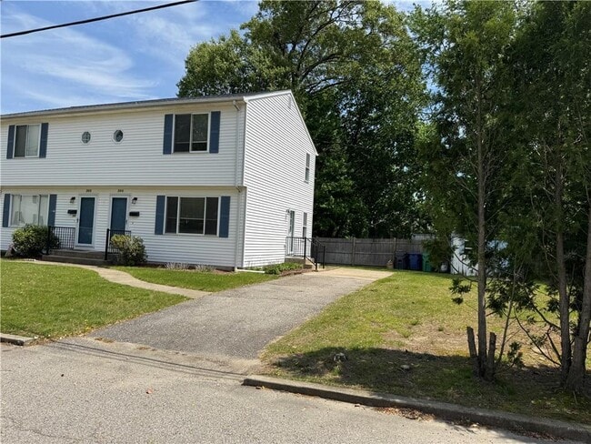 Primary Photo - 364 Harrington Ave
