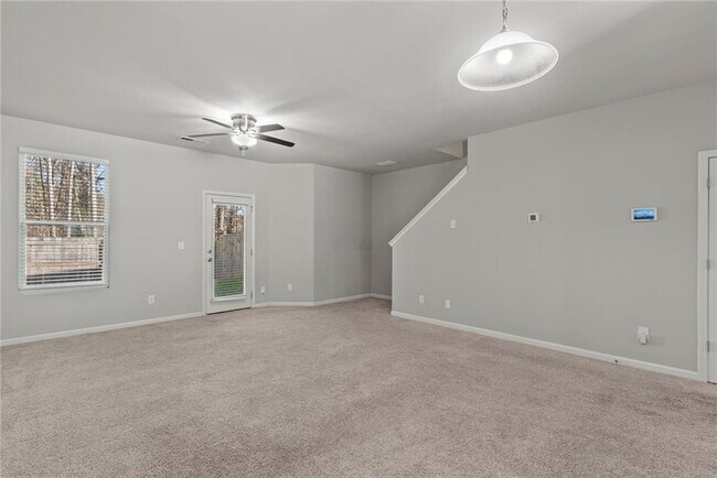 Building Photo - 2505 Piering Dr