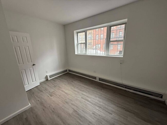 Building Photo - 92 Fountain Ave