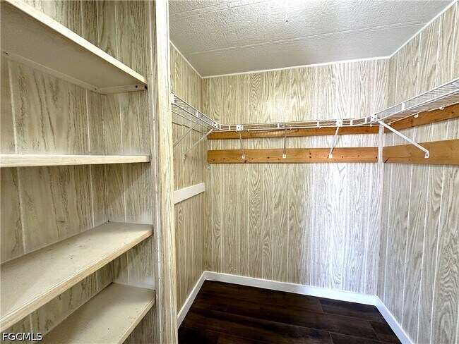 Building Photo - 16004 Tangelo Way