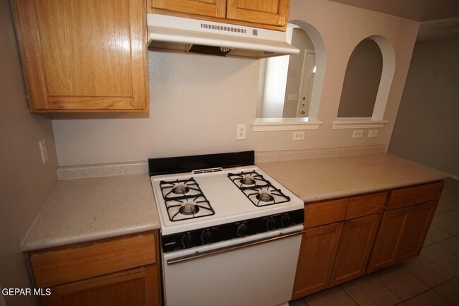 Building Photo - 11021 Sunshine Ct