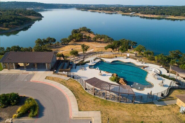 Building Photo - 8100 Copper Prairie Bend