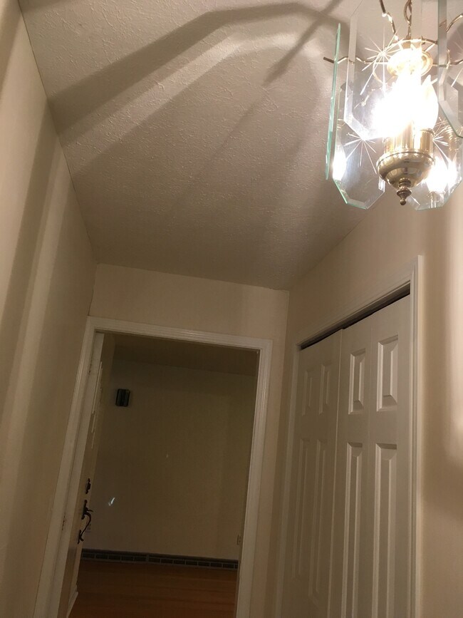 Building Photo - 4995 E State Rd 45