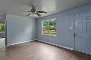 Building Photo - 1206 Olwen Dr