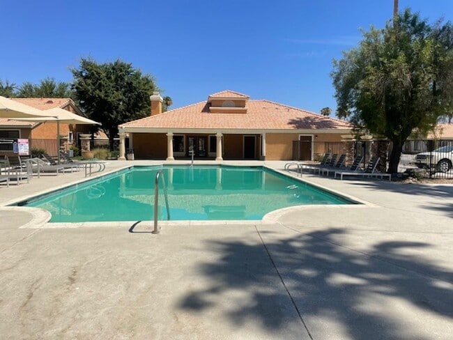 Building Photo - 40880 Whirling Wind Dr