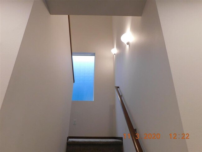 Building Photo - Oak Street Lofts, LLC #1