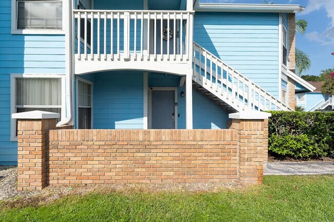 Building Photo - 5095 Siesta Lago Dr