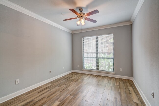 Building Photo - 2299 Lone Star Dr