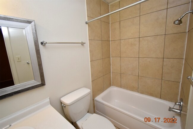 Building Photo - 1911 Westlake Rd