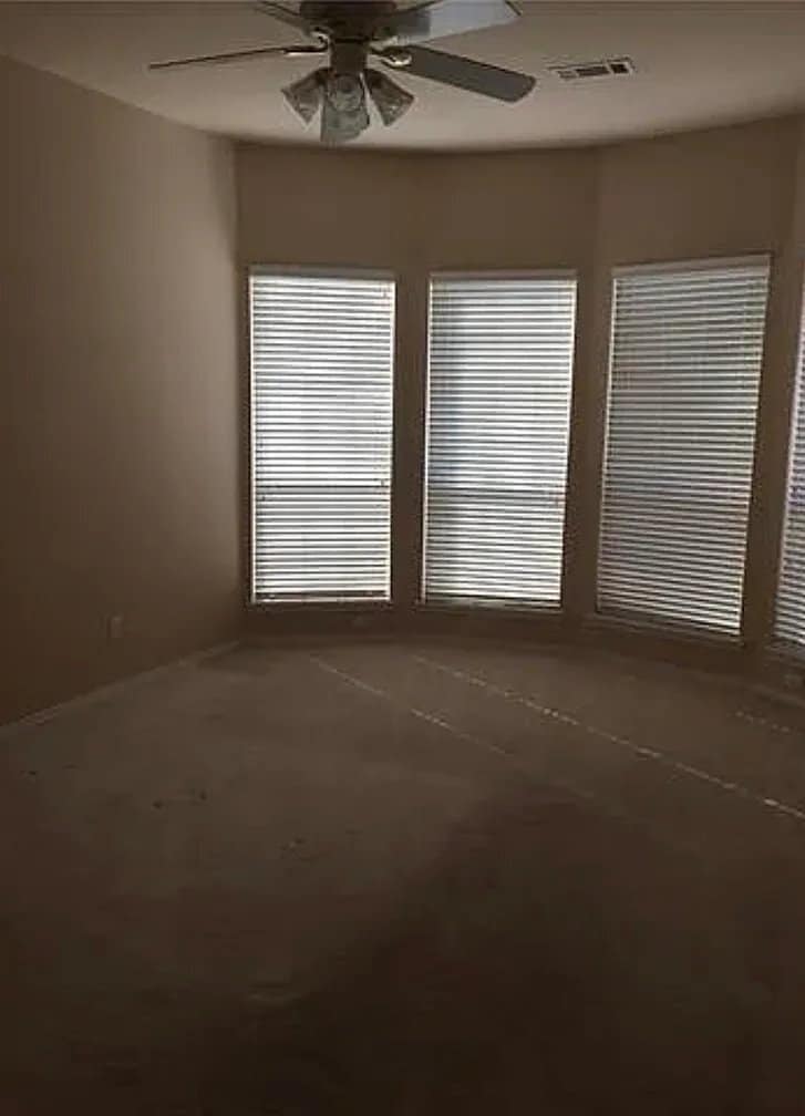 Building Photo - 2525 Persimmon Dr