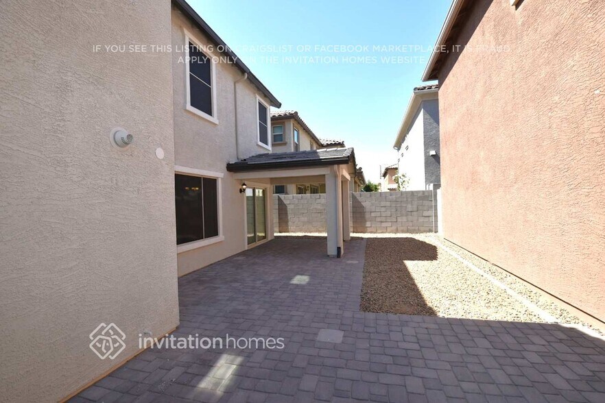 Building Photo - 1515 N Banning